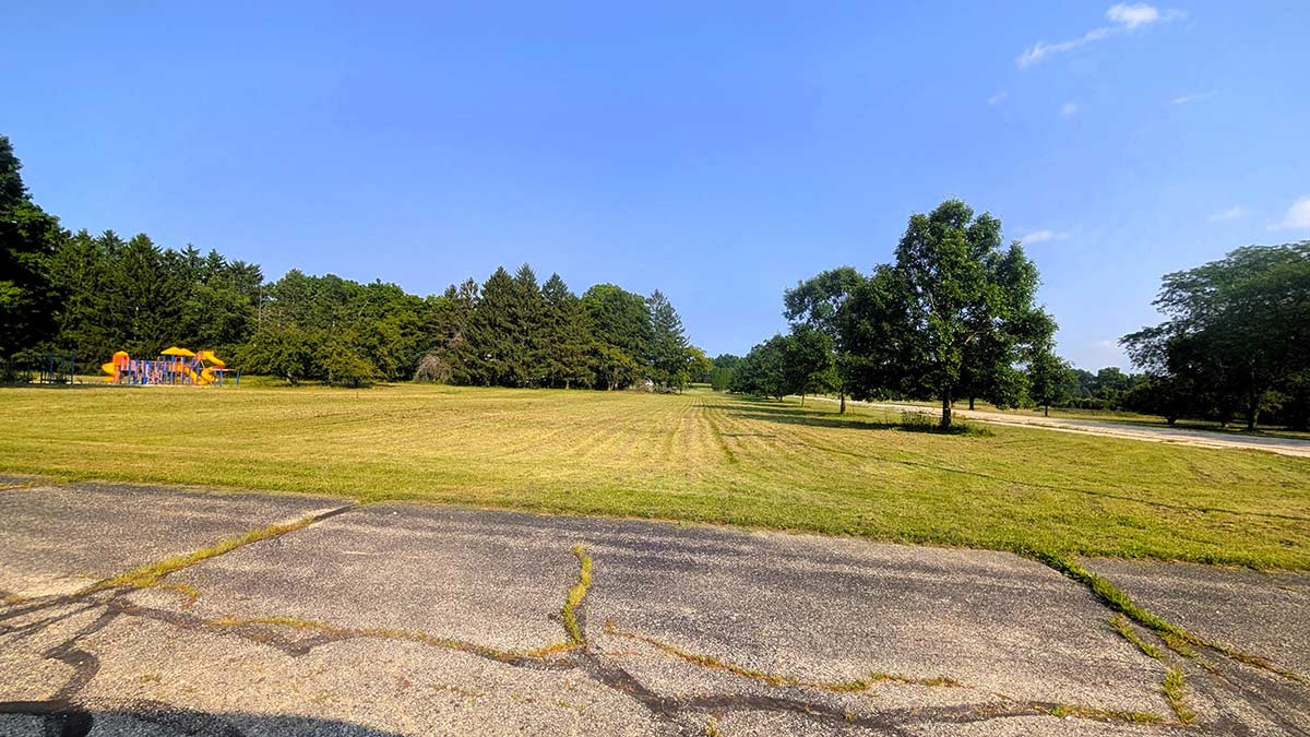 Image of residential lot 24 at Three Oaks Reserve.